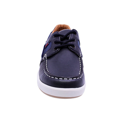 MOCASÍN AUDAZ PARA NIÑO COLOR AZUL MARINO DE PIEL STEVE CON AGUJETA