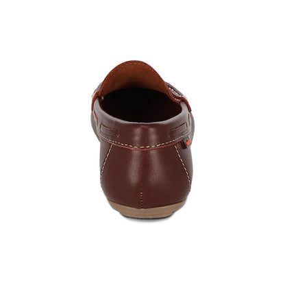 Mocasín Audaz para niño en piel  ladrillo Malaga con suela resistente.