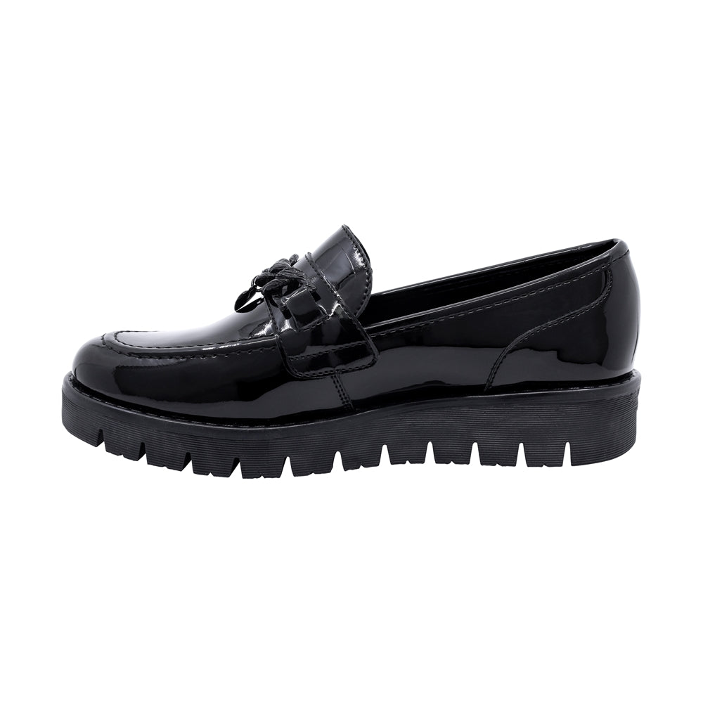Mocasín escolar Coqueta para niña de charol negro Florence con lazo decorativo