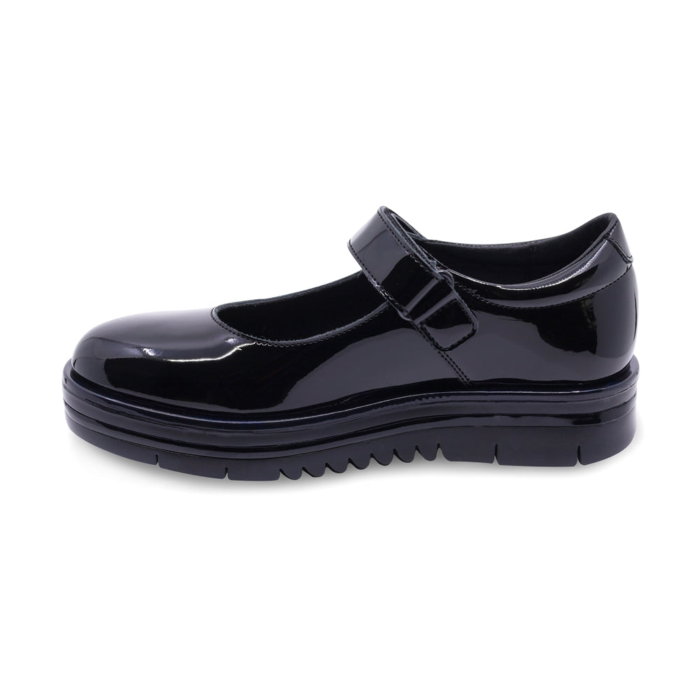 Zapato escolar Coqueta para niña en charol negro Nora con tira de contacto