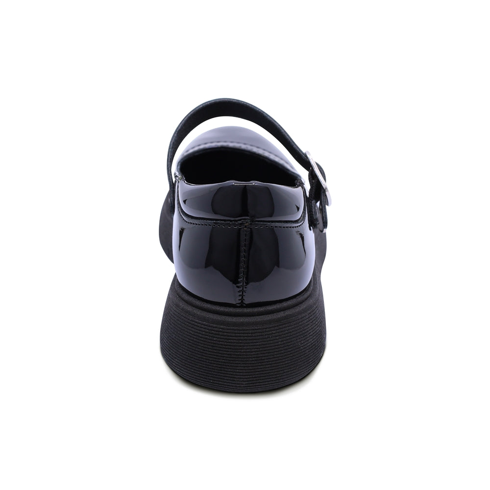 Zapato escolar Coqueta de charol color negro Igor con hebilla