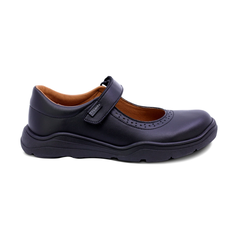 Zapato escolar Coqueta para niña de piel en negro Pilatus con perforado