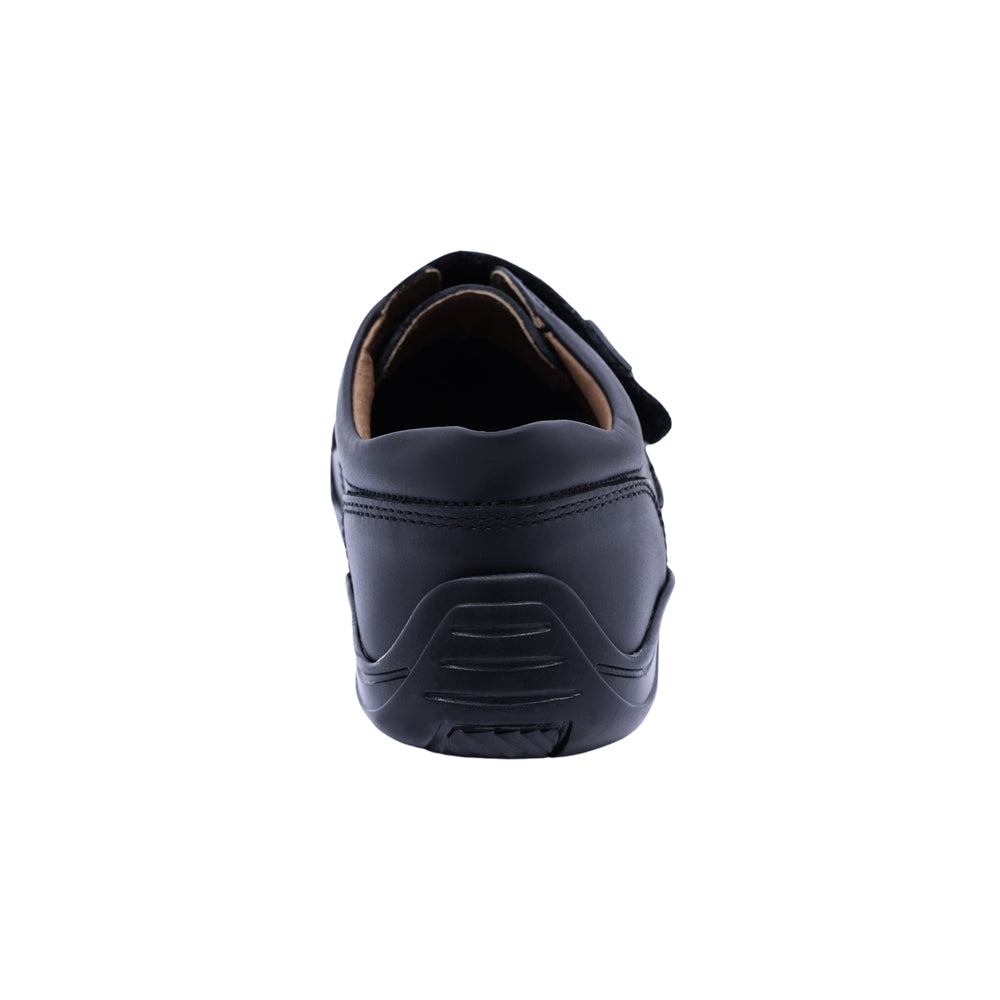 Zapato escolar Audaz para niño de piel negro Romeo con anti-raspaduras