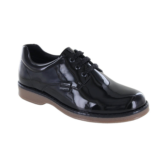 Zapato Escolar Coqueta para niña en charol negro Matias con agujetas