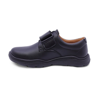 Zapato escolar Audaz para niño de piel en negro Pilatus con tira de contacto