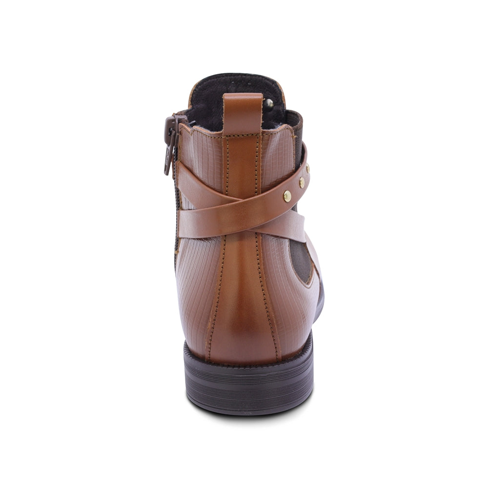 BOTA COQUETA PARA NIÑA DE PIEL COLOR MIEL CANUTA CON ESTOPEROLES