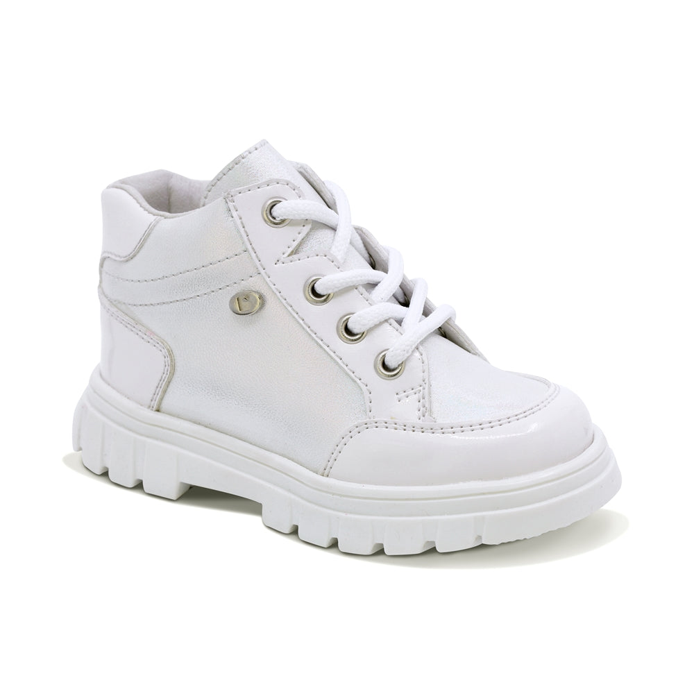 TENIS COQUETA PARA NIÑA DE SINTÉTICO COLOR BLANCO SUELA THUNDER CON AGUJETA