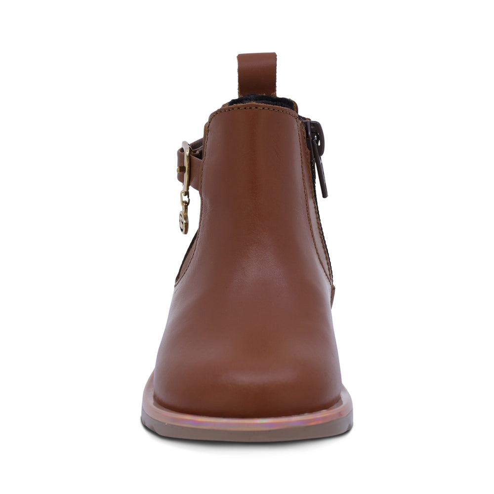 BOTA COQUETA PARA NIÑA DE PIEL COLOR MIEL RONDY CON HEBILLA DECORATIVA