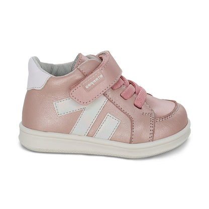 Tenis Coqueta para niña en piel rosa Teddy con tira de contacto.
