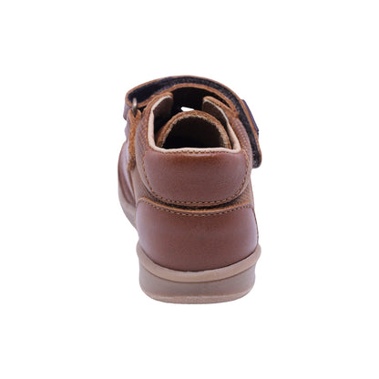 ZAPATO AUDAZ PARA NIÑO COLOR CAFÉ CLARO DE PIEL TEDDY CON TIRA DE CONTACTO